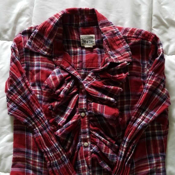 XS Converse Button Down Blouse - Picture 3 of 3